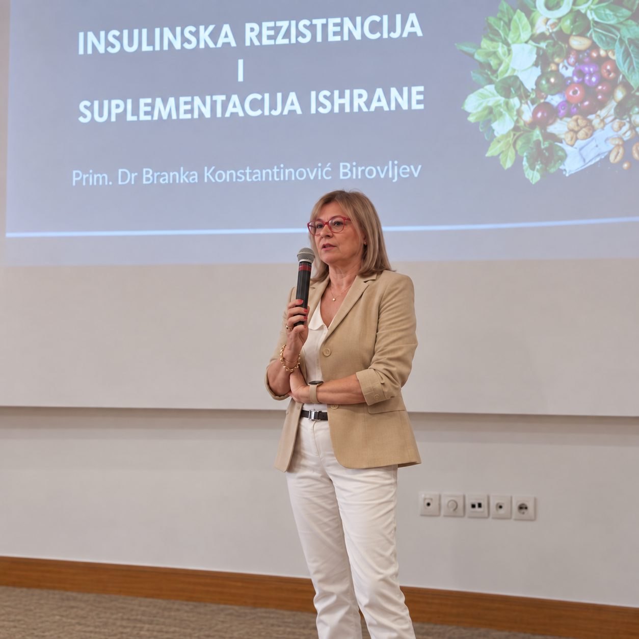 Predavanje „Nova saznanja o starom vitaminu, vitamin D, magični lek“.