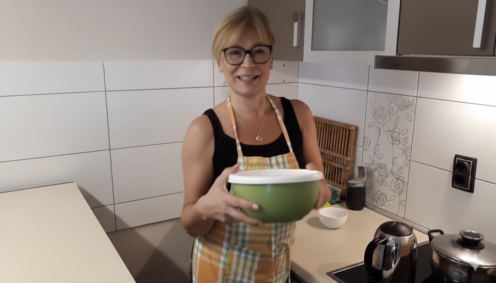 Dr Branka Konstantinović Birovljev u svojoj kuhinji